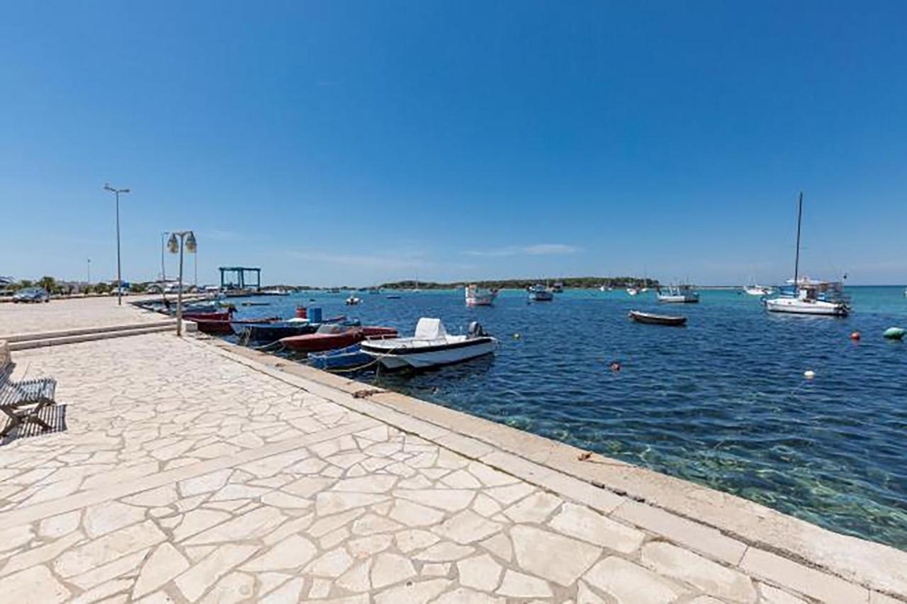 Villetta Il Glicine By Barbarhouse Porto Cesareo Exterior photo