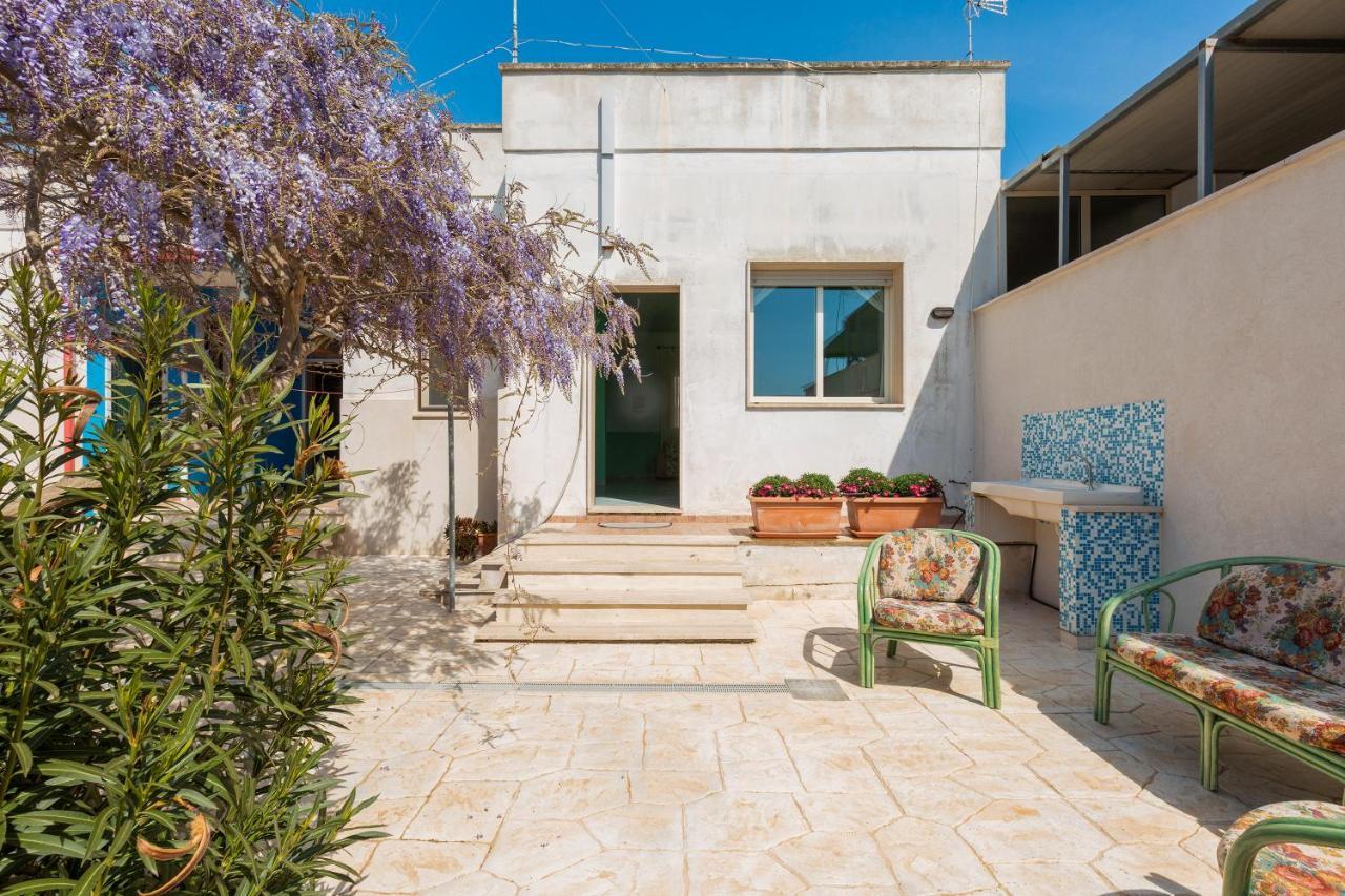 Villetta Il Glicine By Barbarhouse Porto Cesareo Exterior photo