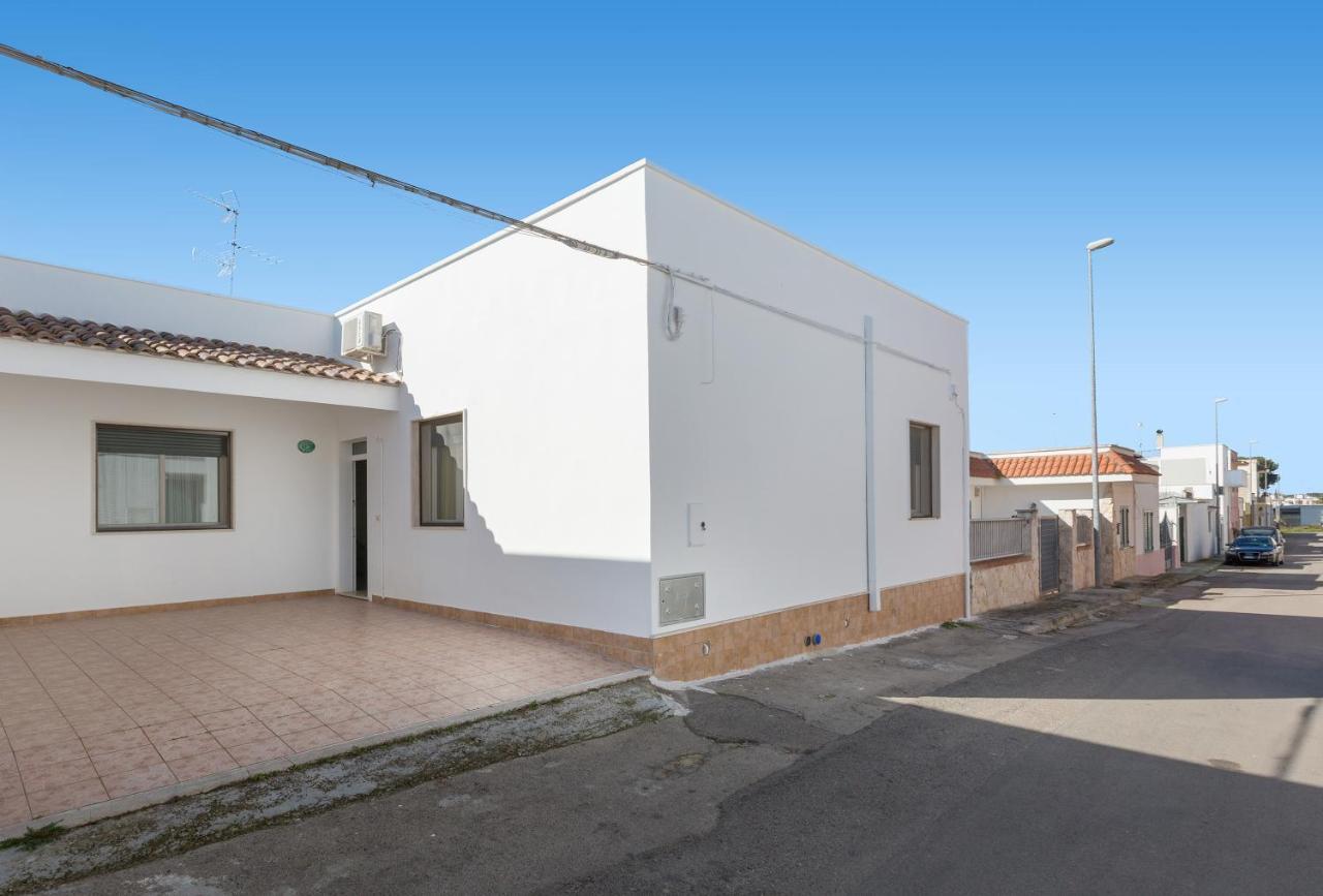 Villetta Il Glicine By Barbarhouse Porto Cesareo Exterior photo